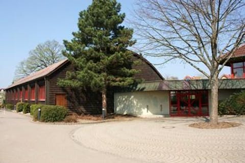 Sport- und Festhalle